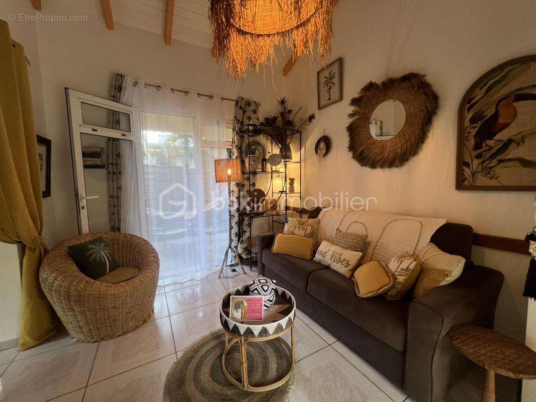 Maison à SAINTE-ANNE