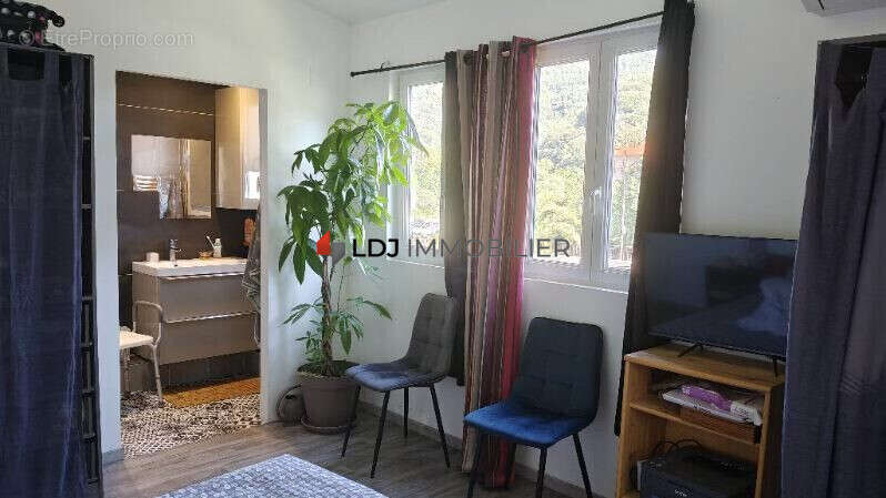 Appartement 70 m² à Amelie-Les-Bains-Palalda  - photo 4