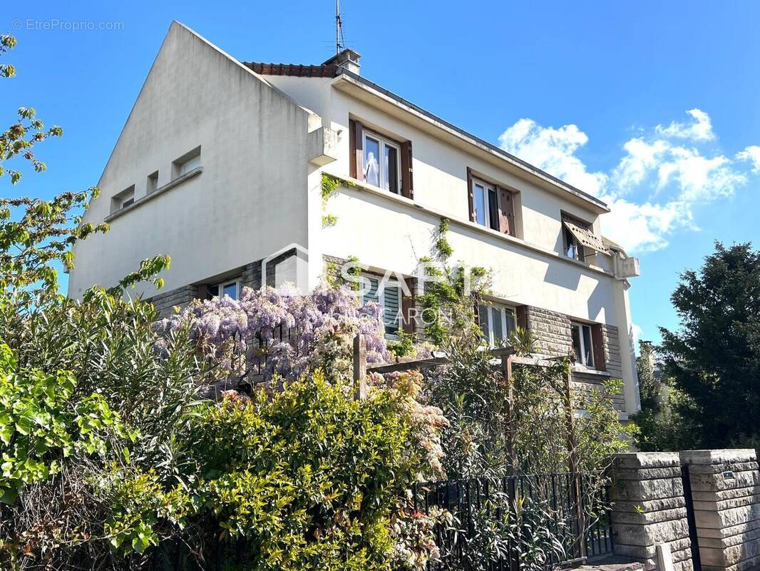 Photo 1 - Maison à CLAMART