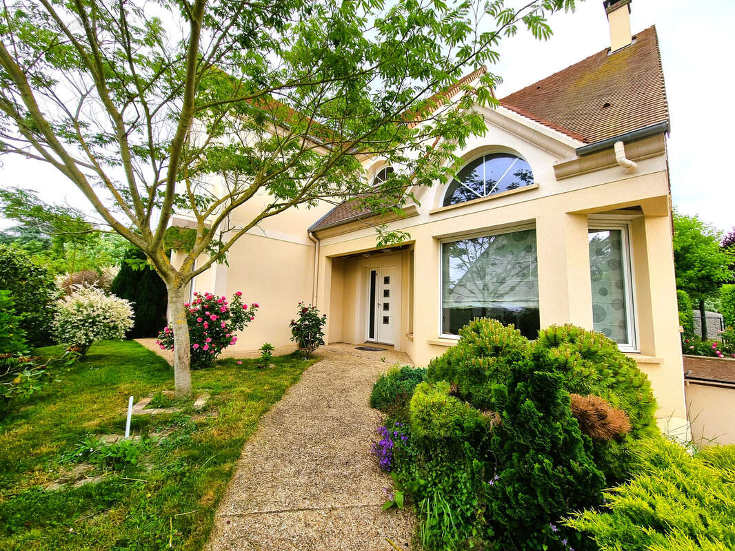 Maison à MAINTENON