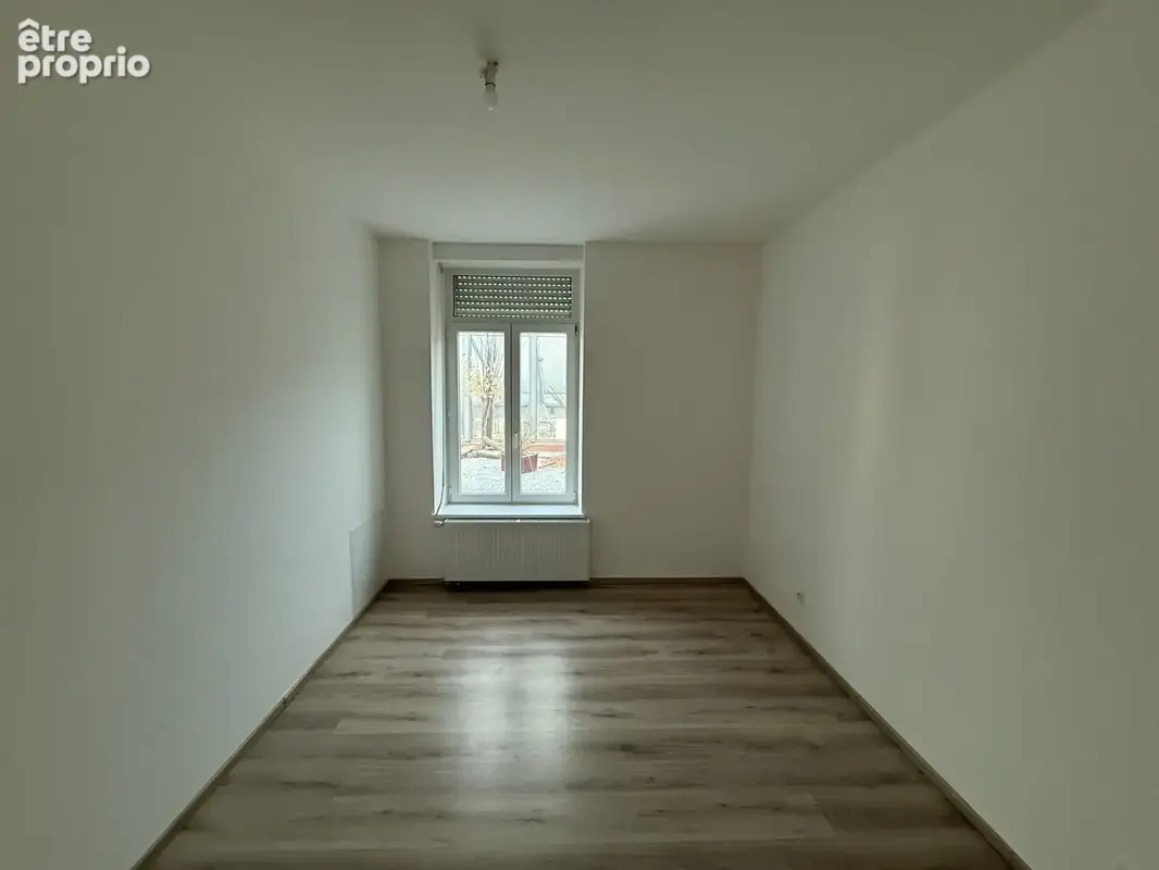 Gérardmer - Centre ville - Appartement 93m2 rez-de-chaussée surélevé avec terrasse privative et petit jardin - photo 7