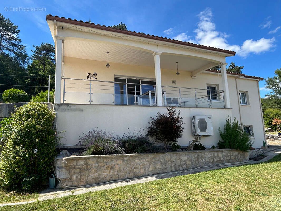 Maison à TRELISSAC
