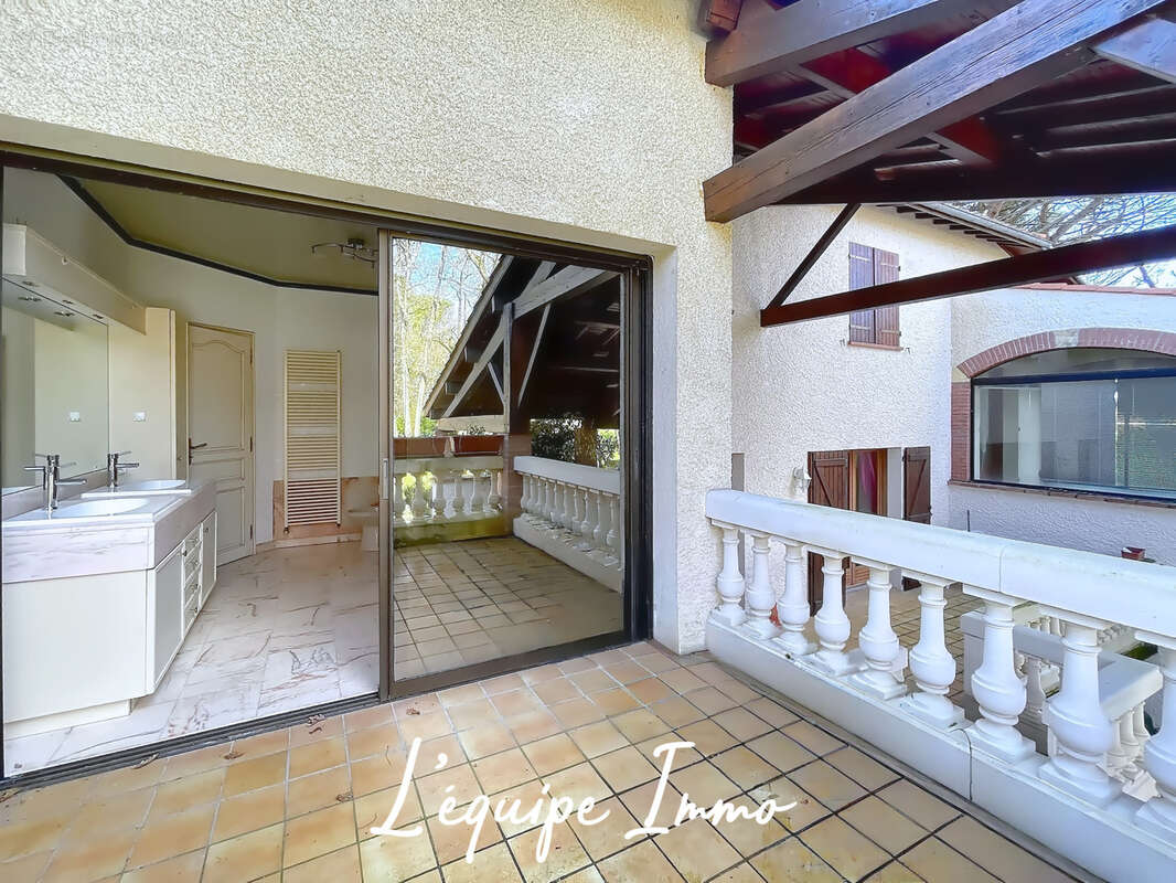 Maison à MENVILLE