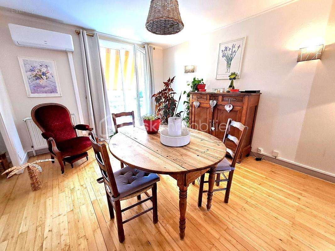 Appartement à SAINT-PRIEST