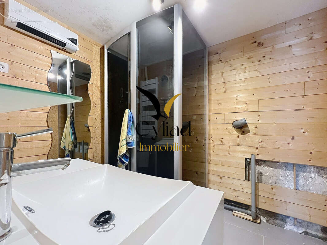 Maison 131 m² à Saint-Benoit-Des-Ondes  - photo 4