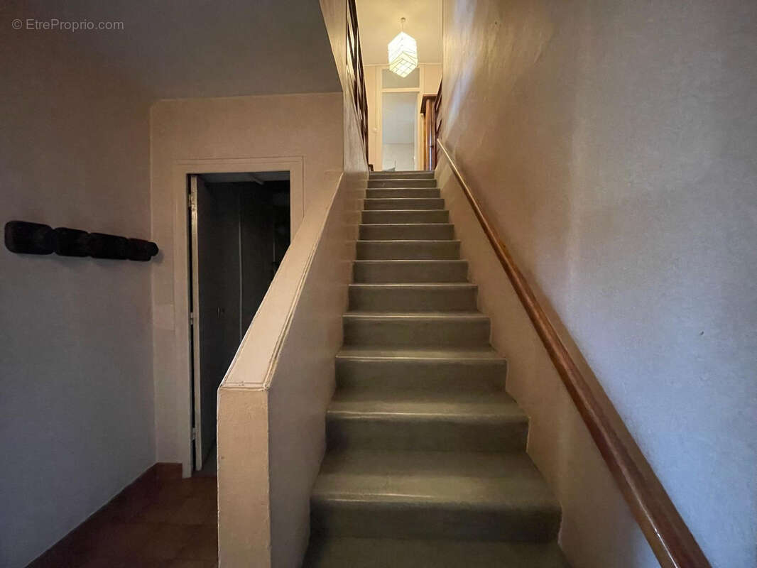 Maison à ECHIROLLES