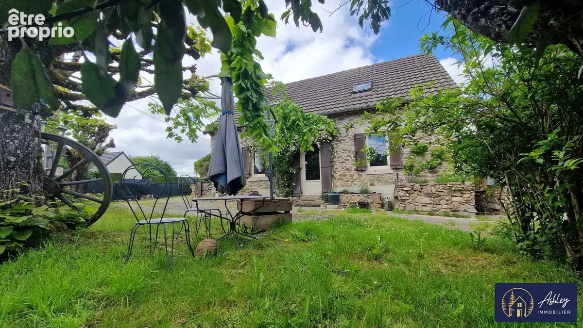 Photo Maison à Soursac au prix de 144 000€