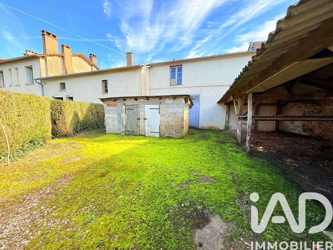 Photo 5 - Maison à PRESSAC