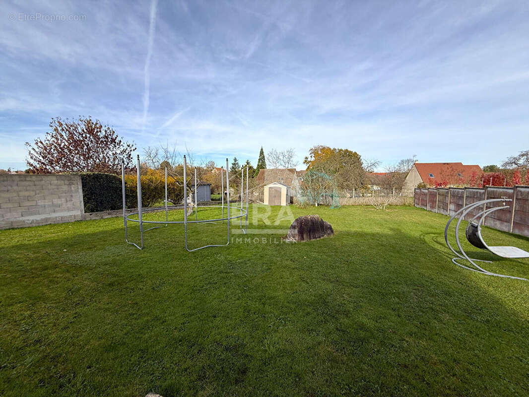 Maison à LA CHAPELLE-GAUTHIER