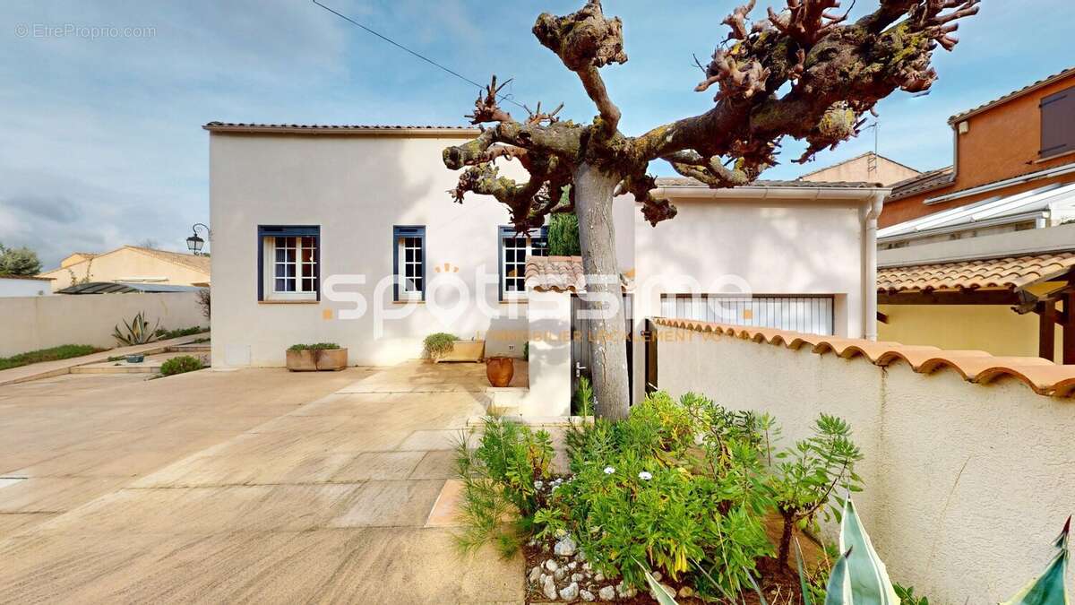 Maison à AGDE