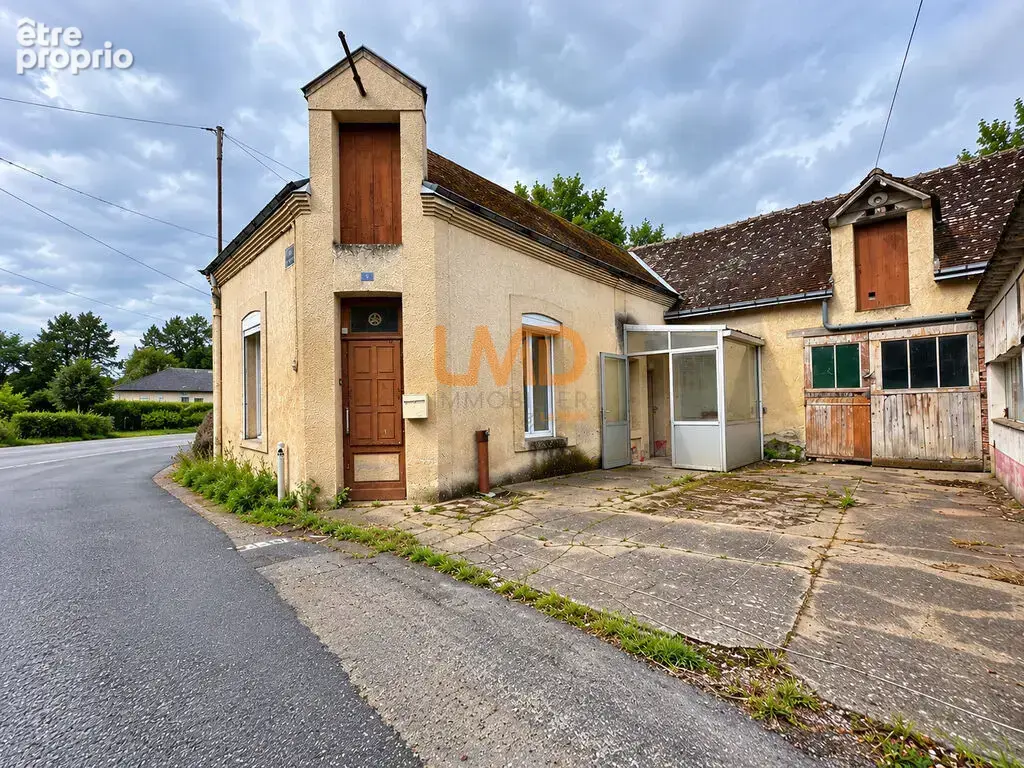 Maison à CORMENON