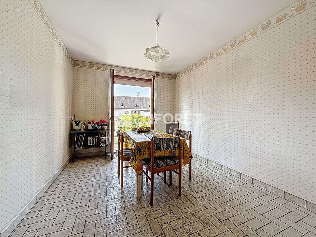 Maison à DOUE-LA-FONTAINE