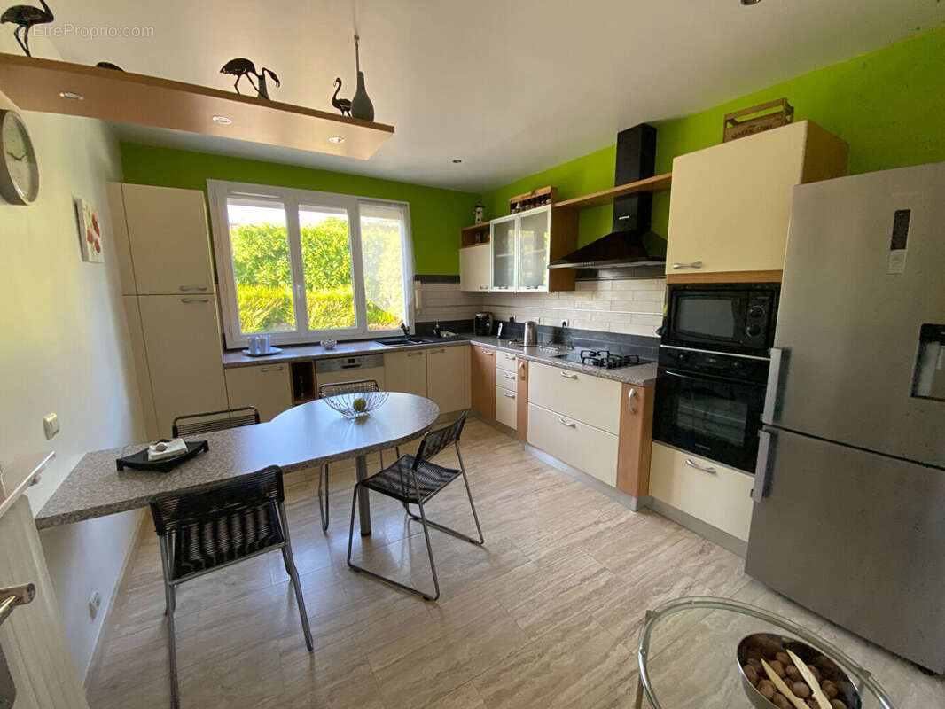 Maison à CHAMPS-SUR-MARNE