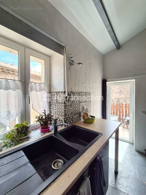 Appartement à LORGUES