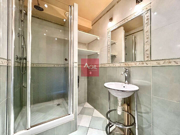 Appartement à VIZILLE