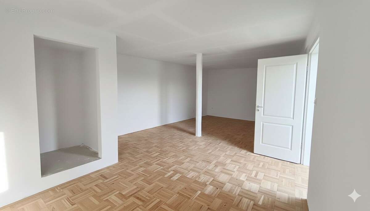 Maison à SAINT-VICTOR-DE-MORESTEL