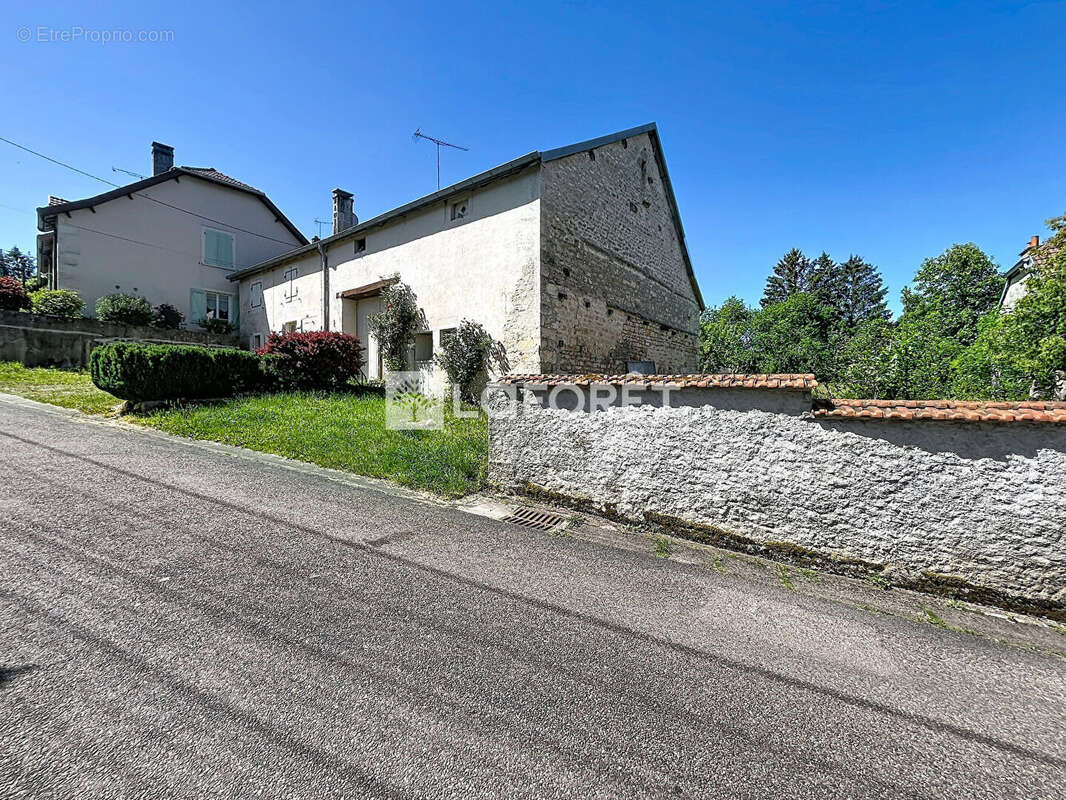 Maison à FOULAIN