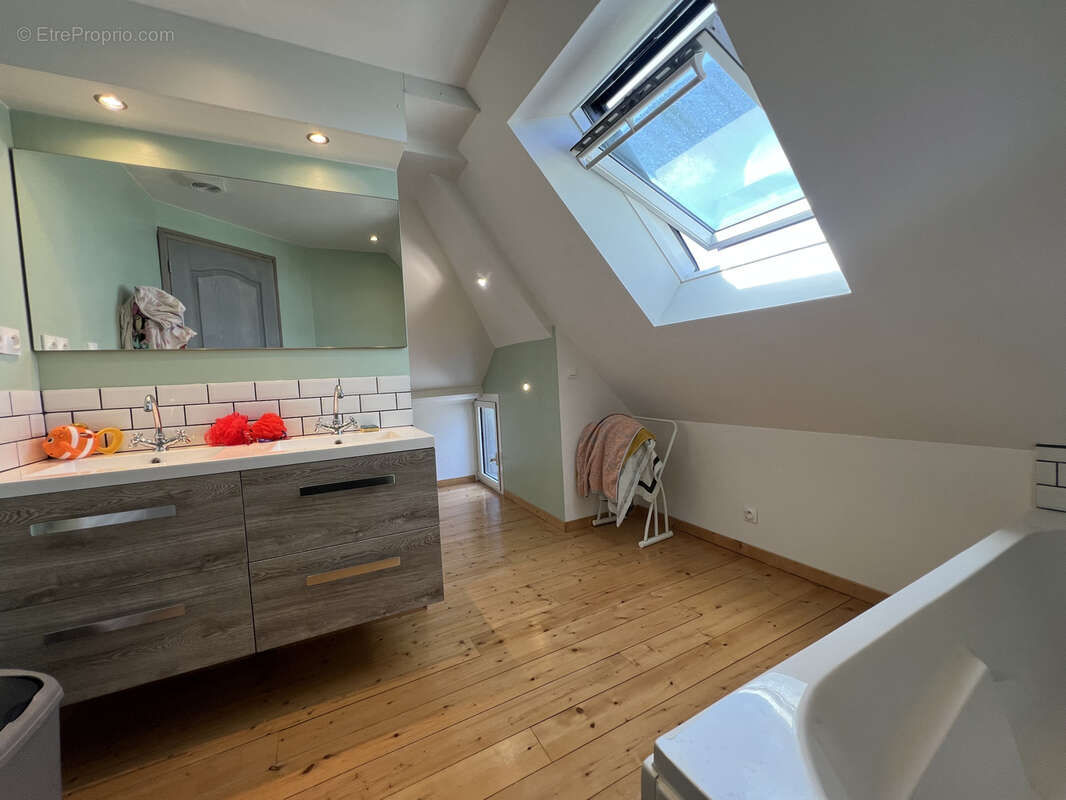 Maison à VOISCREVILLE