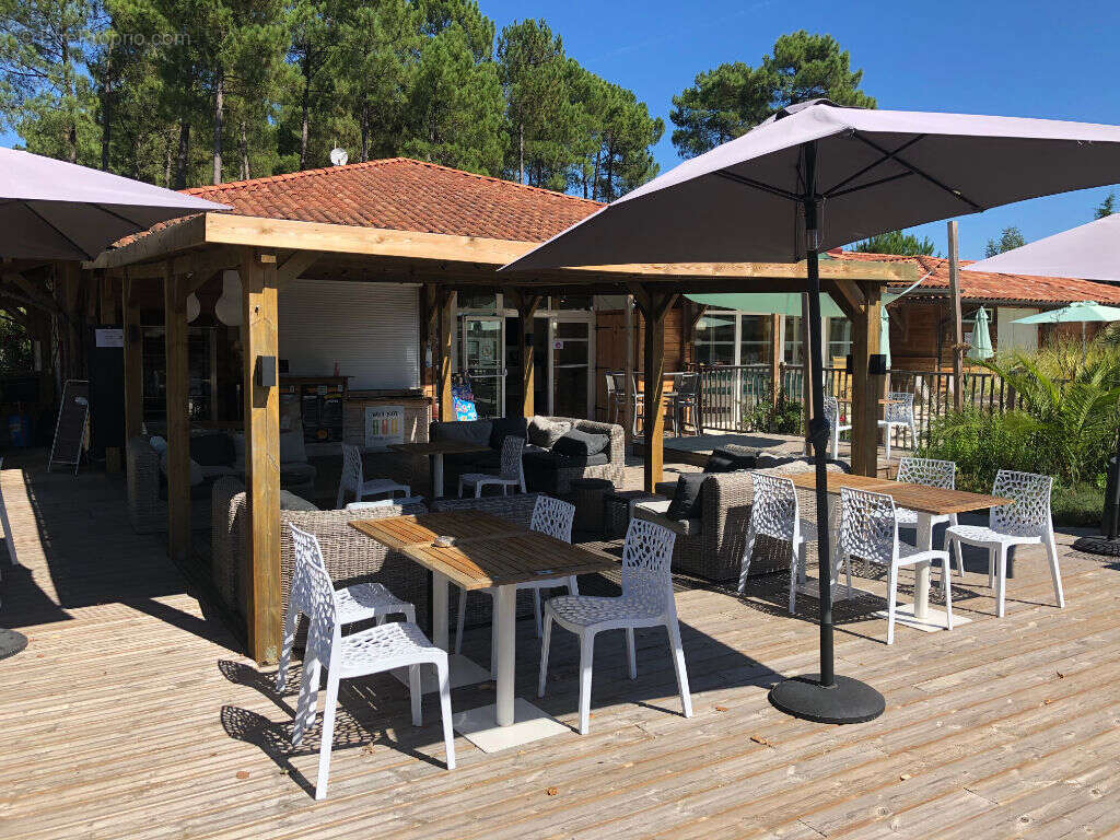 Appartement à PARENTIS-EN-BORN