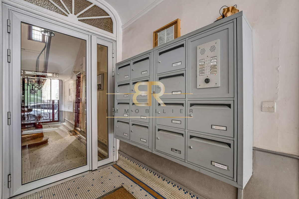 Appartement à PARIS-6E