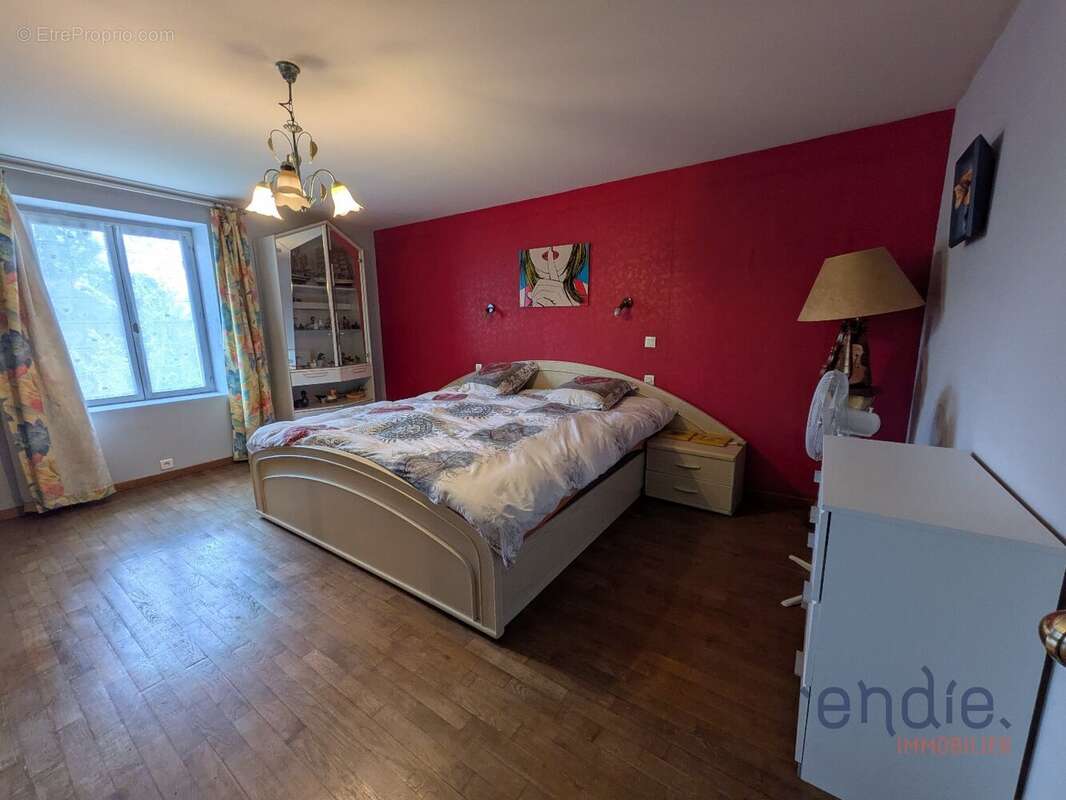 Maison à RAY-SUR-SAONE