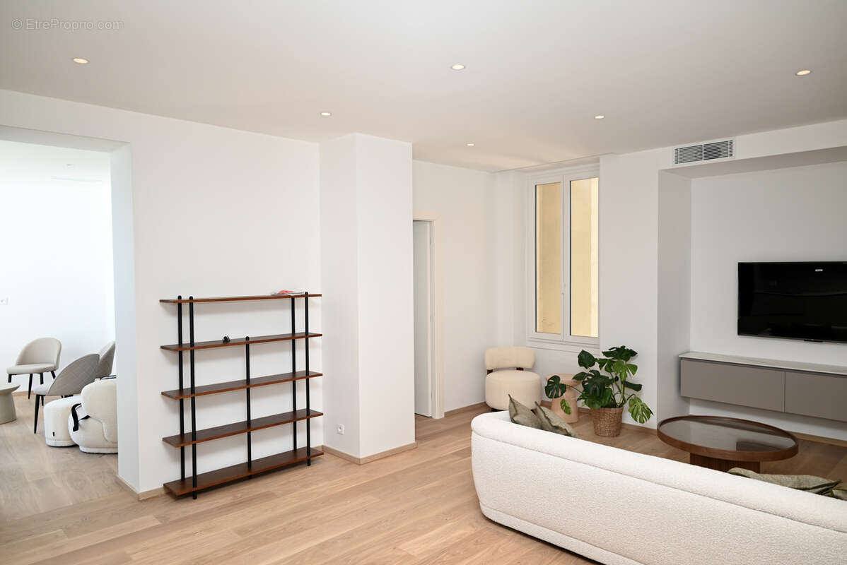 Appartement à BEAULIEU-SUR-MER