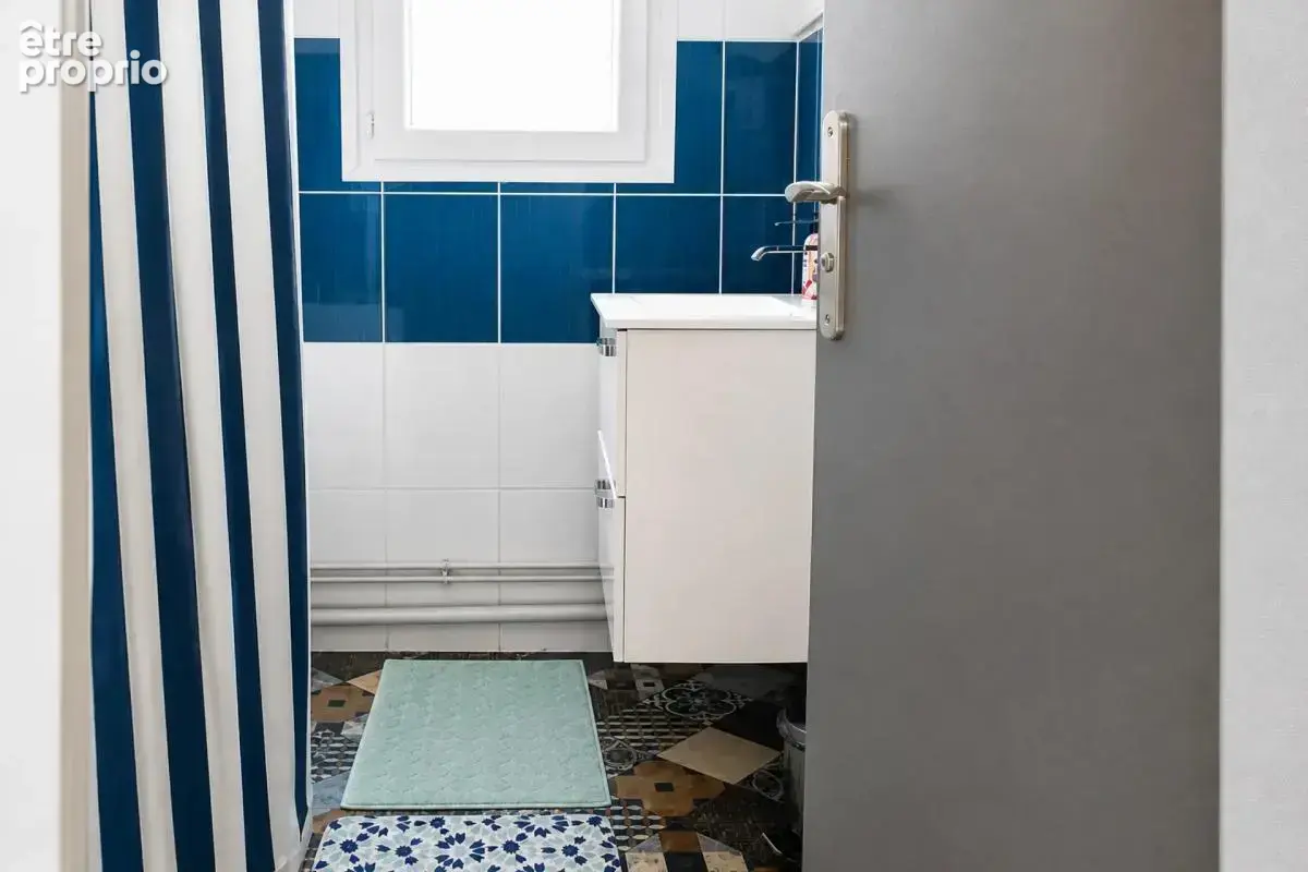 Immeuble de 14 pièces de 350 m² à Beaulieu-sur-Loire - photo 15