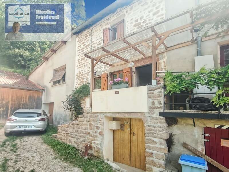 Maison à COUSANCE