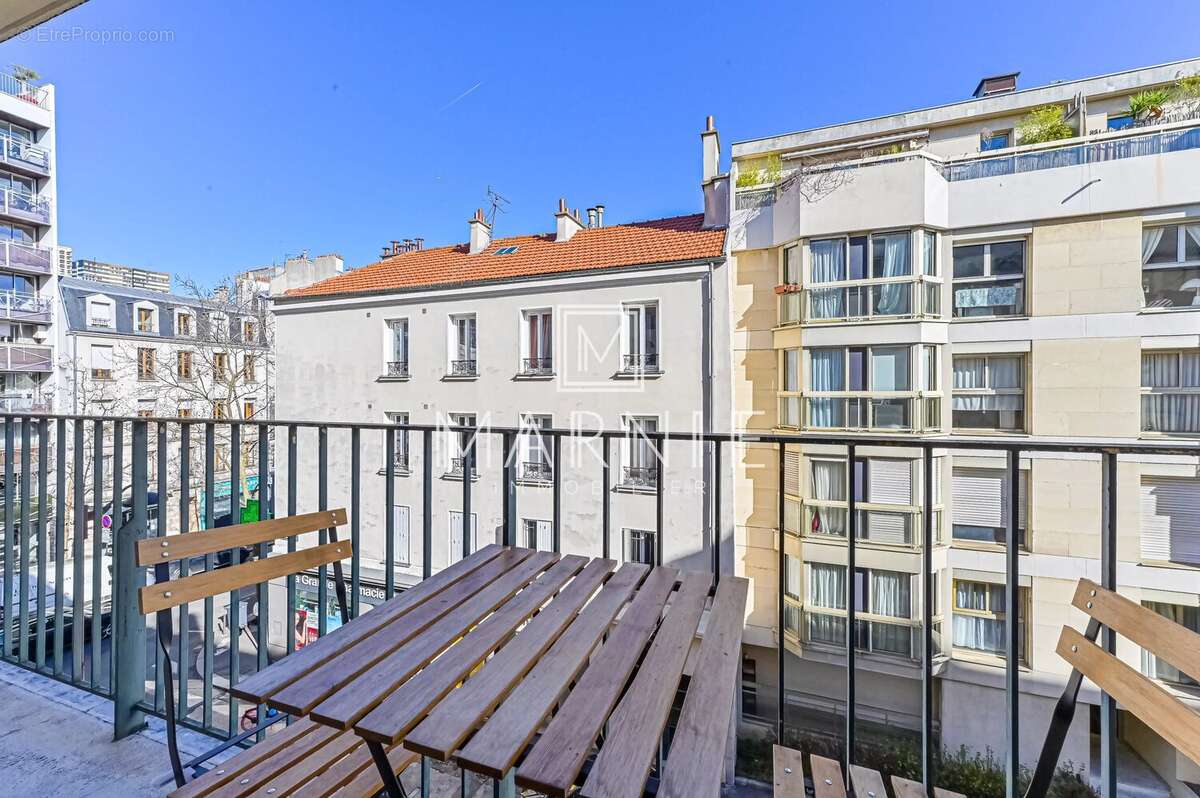 Appartement à PARIS-15E