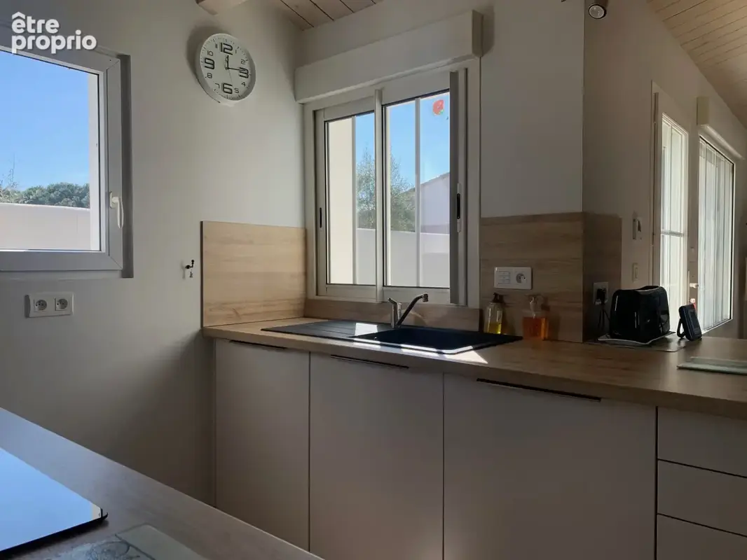 Les Grenettes - Maison de plain pied, piscine et stationnement - photo 2