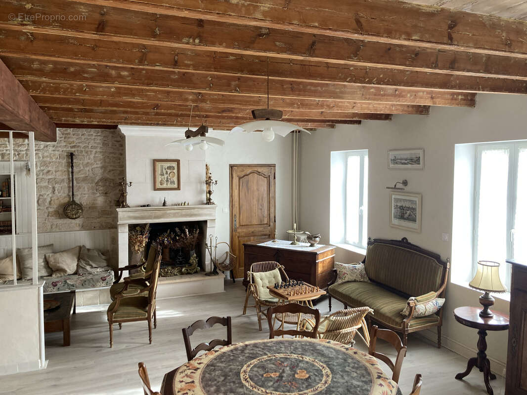 Maison à LE THOU