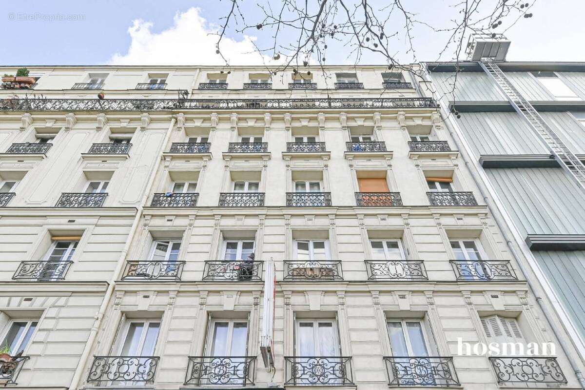Appartement à PARIS-18E
