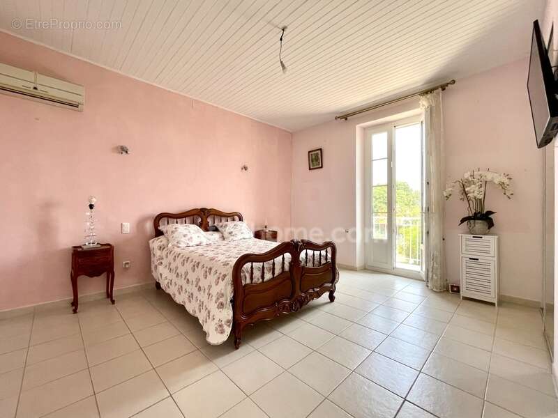 Maison à BELLEGARDE