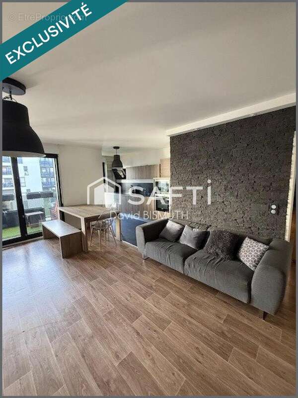 Photo 2 - Appartement à GENNEVILLIERS