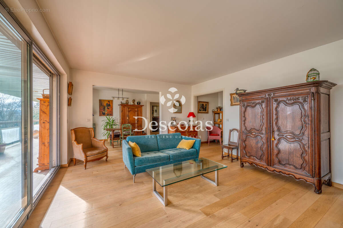 Appartement à LE PECQ