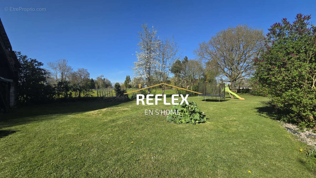 Maison à VAUCHELLES-LES-AUTHIE