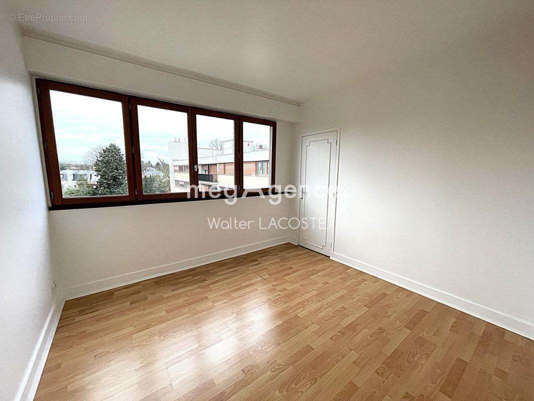 Appartement à VAUCRESSON