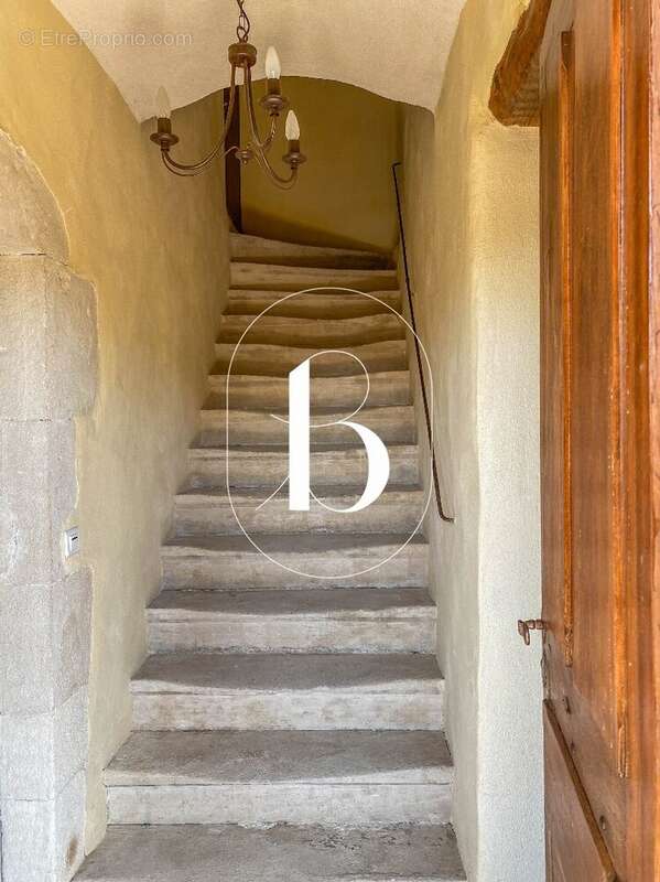 Maison à BARJAC