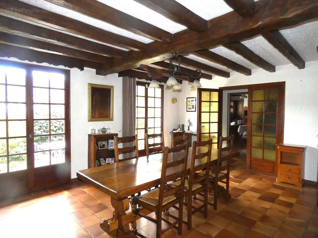 Maison à US
