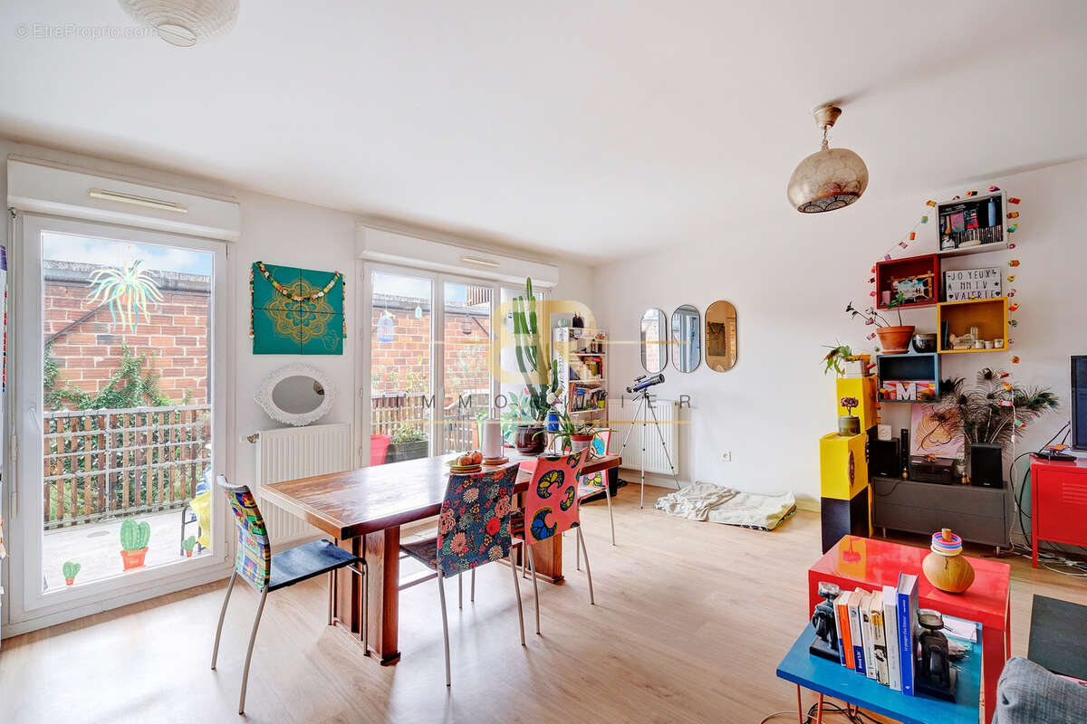 Appartement à ROMAINVILLE