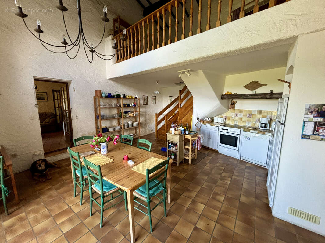 Maison à GRIGNAN