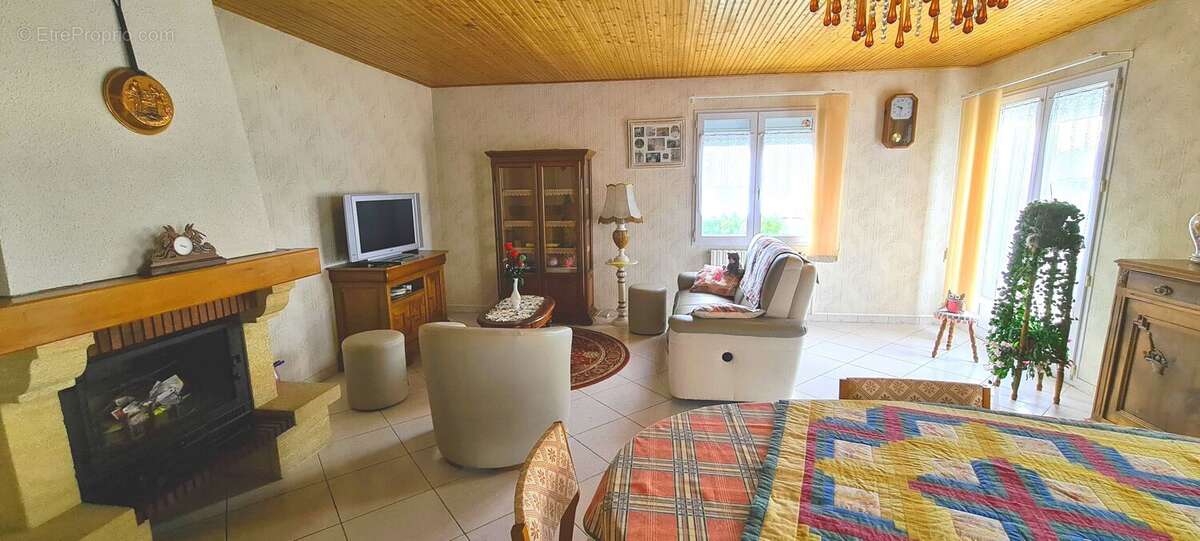 Maison à PUYRAVAULT