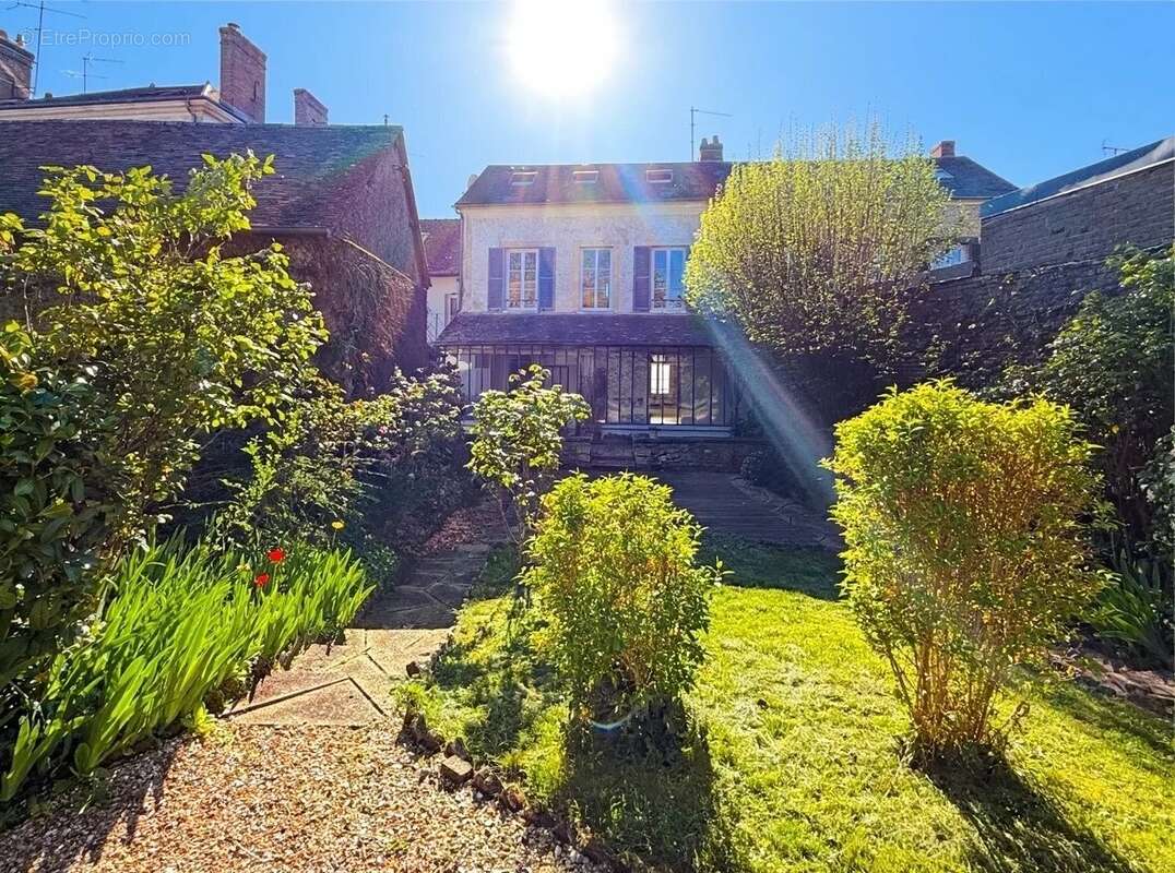 Maison à PACY-SUR-EURE