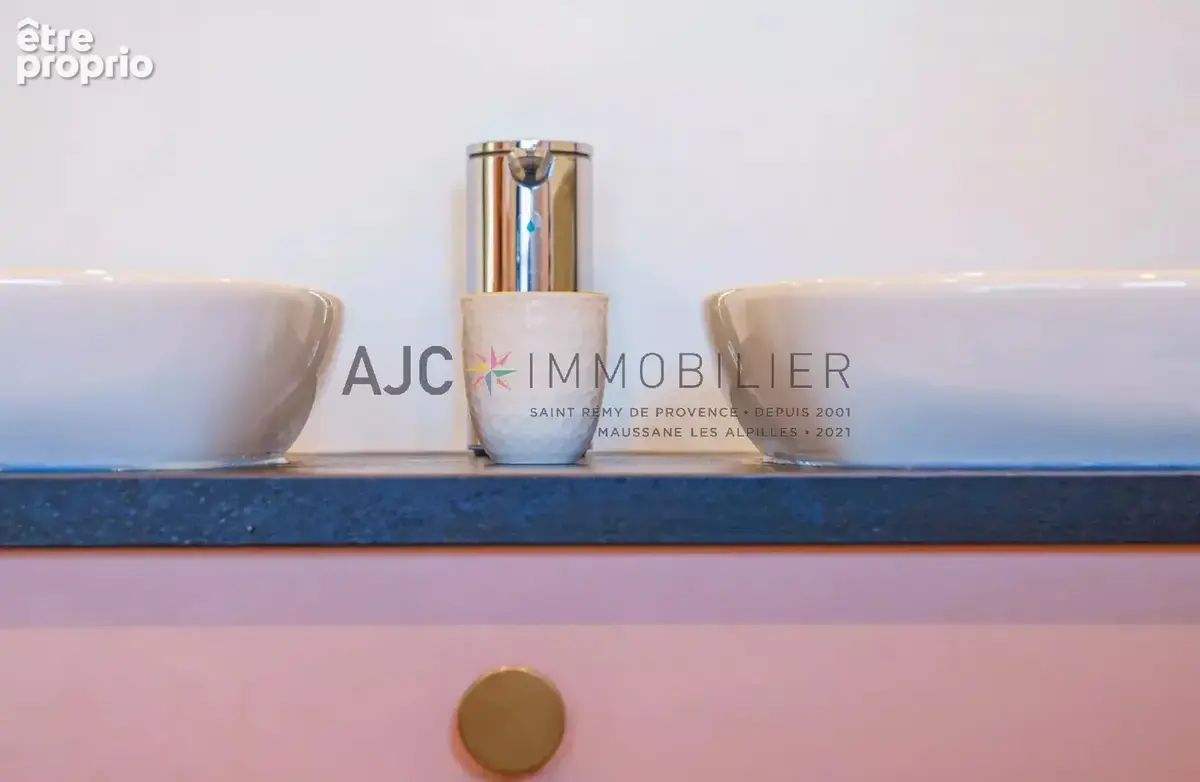 Mouriès — Maison 5 chambres baignée de lumière au cœur des Alpilles - photo 14