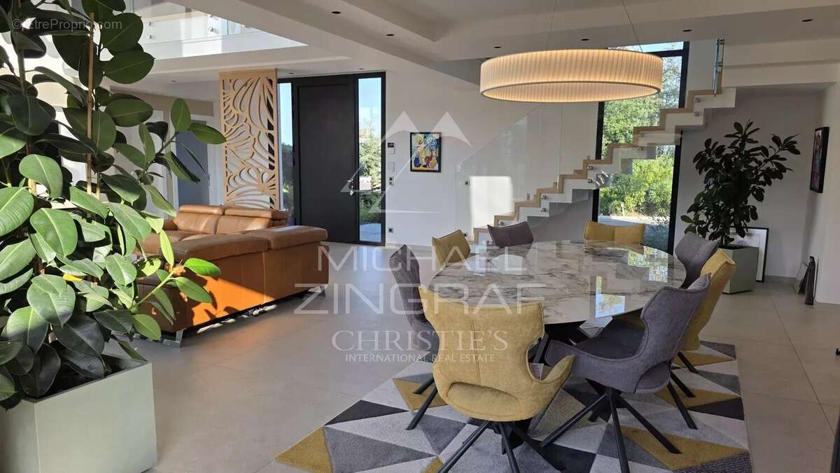 Villa contemporaine dans un secteur résidentiel recherché - photo 5