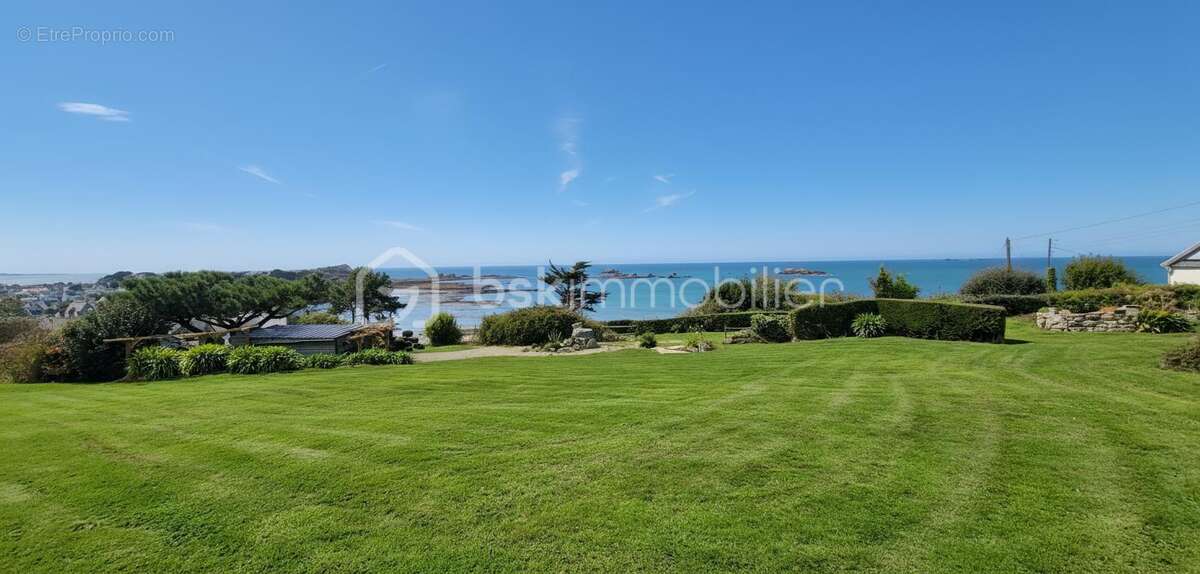 Maison à PLOUGASNOU