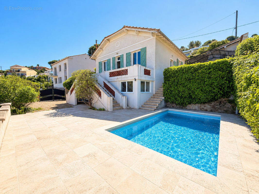 Maison à SAINT-MANDRIER-SUR-MER