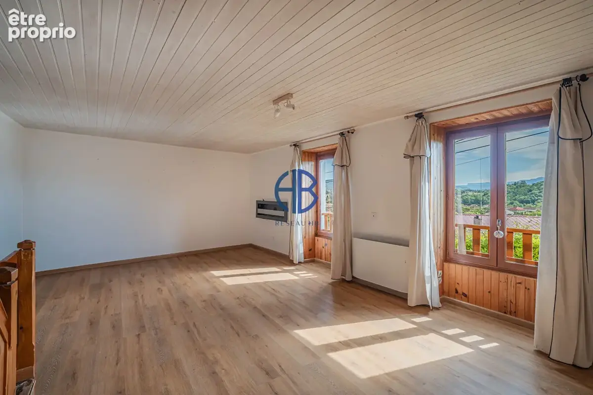 Maison Renage 5 pièce(s) 137 m2 + jardin + terrasse - photo 10