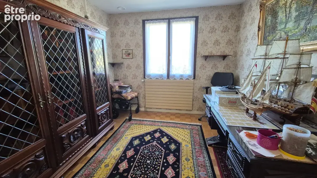 Maison de Type 5, 98 m², garage, terrain de 685 m², ESPALION - photo 9