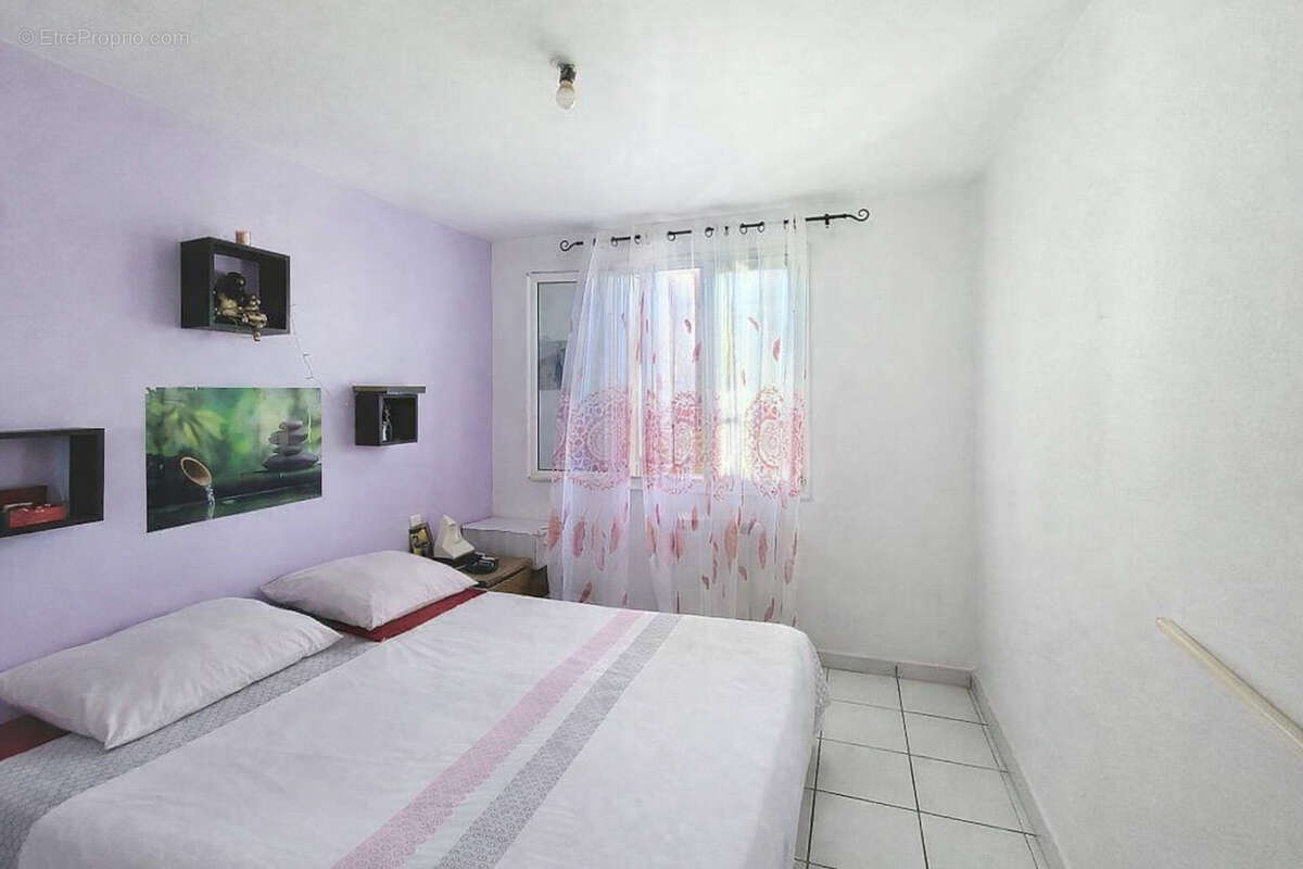 Maison à GALLARGUES-LE-MONTUEUX